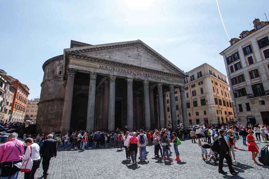 Pantheon Square Family Apartment Rome Bagian luar foto
