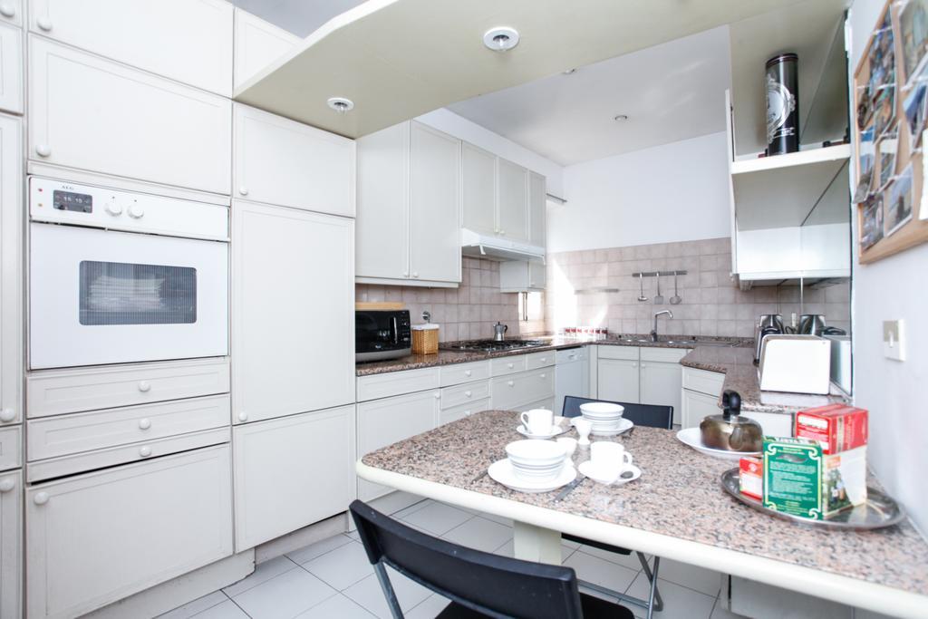 Pantheon Square Family Apartment Rome Bagian luar foto